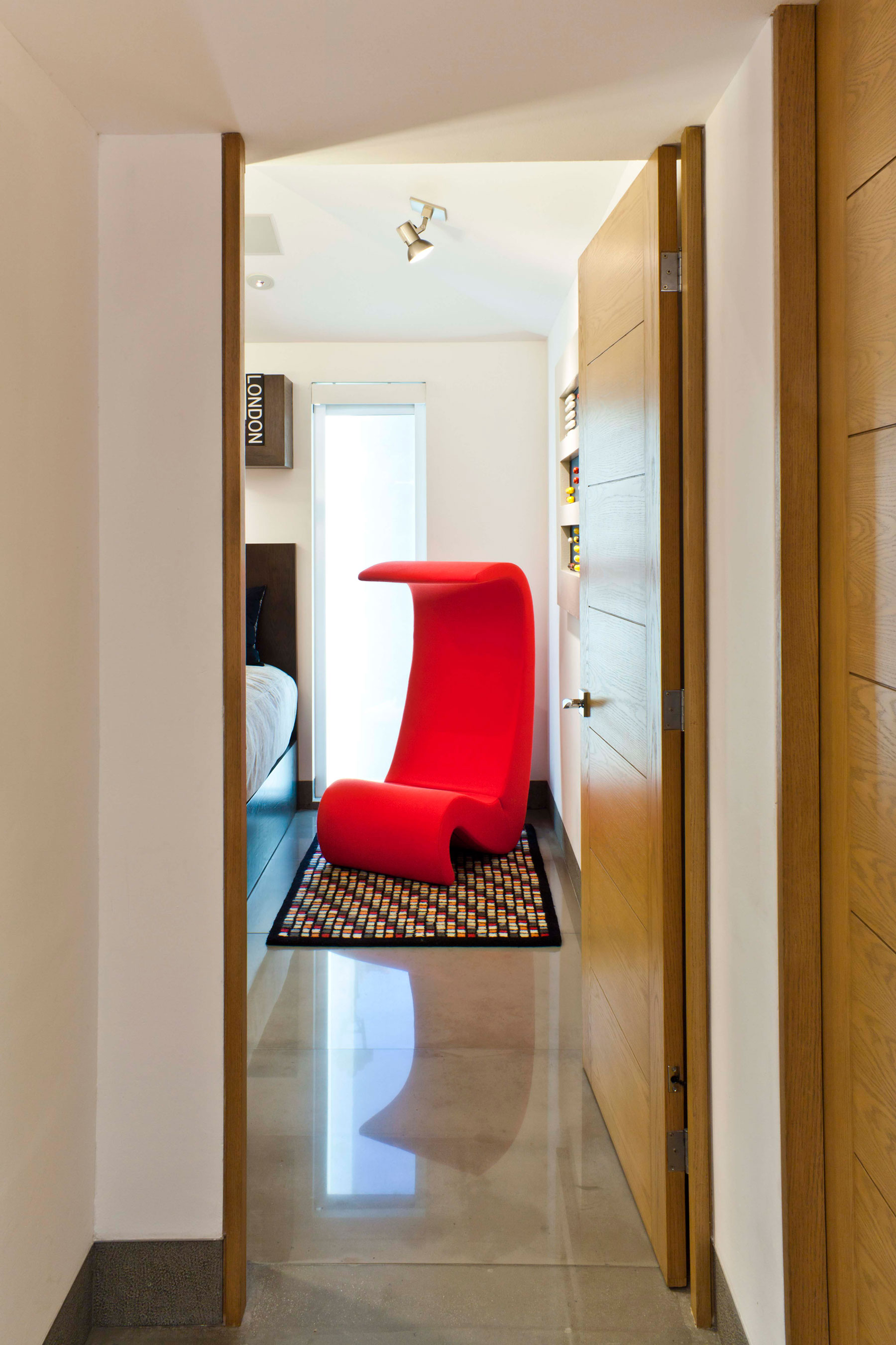 A Spacious and Luminous Modern Home Surrounded by Stunning Gardens in San Pedro Garza Garcia by Arq. Bernardo Hinojosa (23)