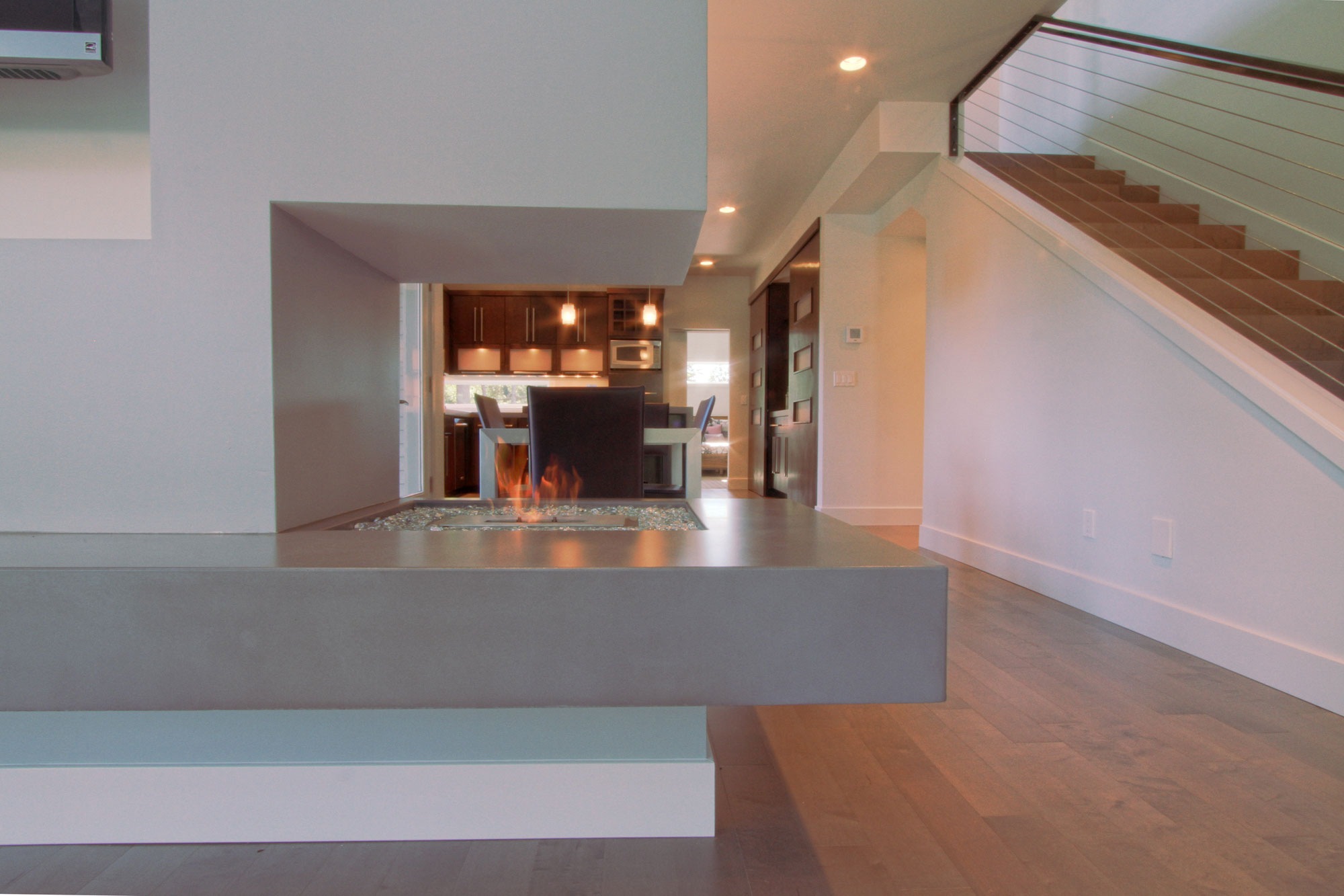 A Spacious and Mid-Century Modern House with Luxurious Interior in Eugene by Jordan Iverson Signature Homes (18)