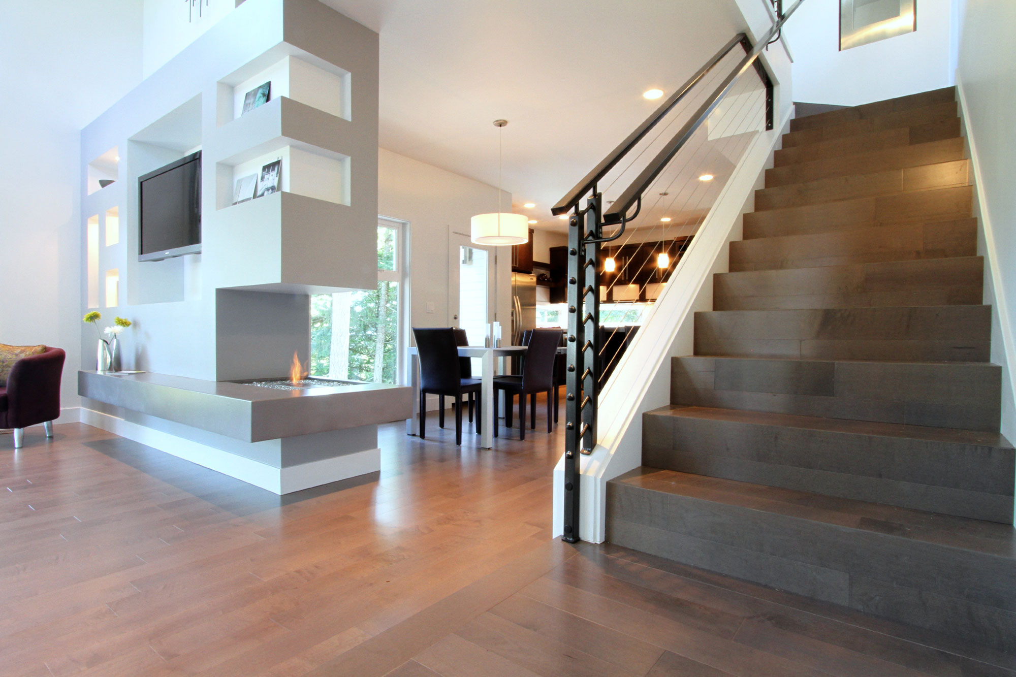 A Spacious and Mid-Century Modern House with Luxurious Interior in Eugene by Jordan Iverson Signature Homes (34)