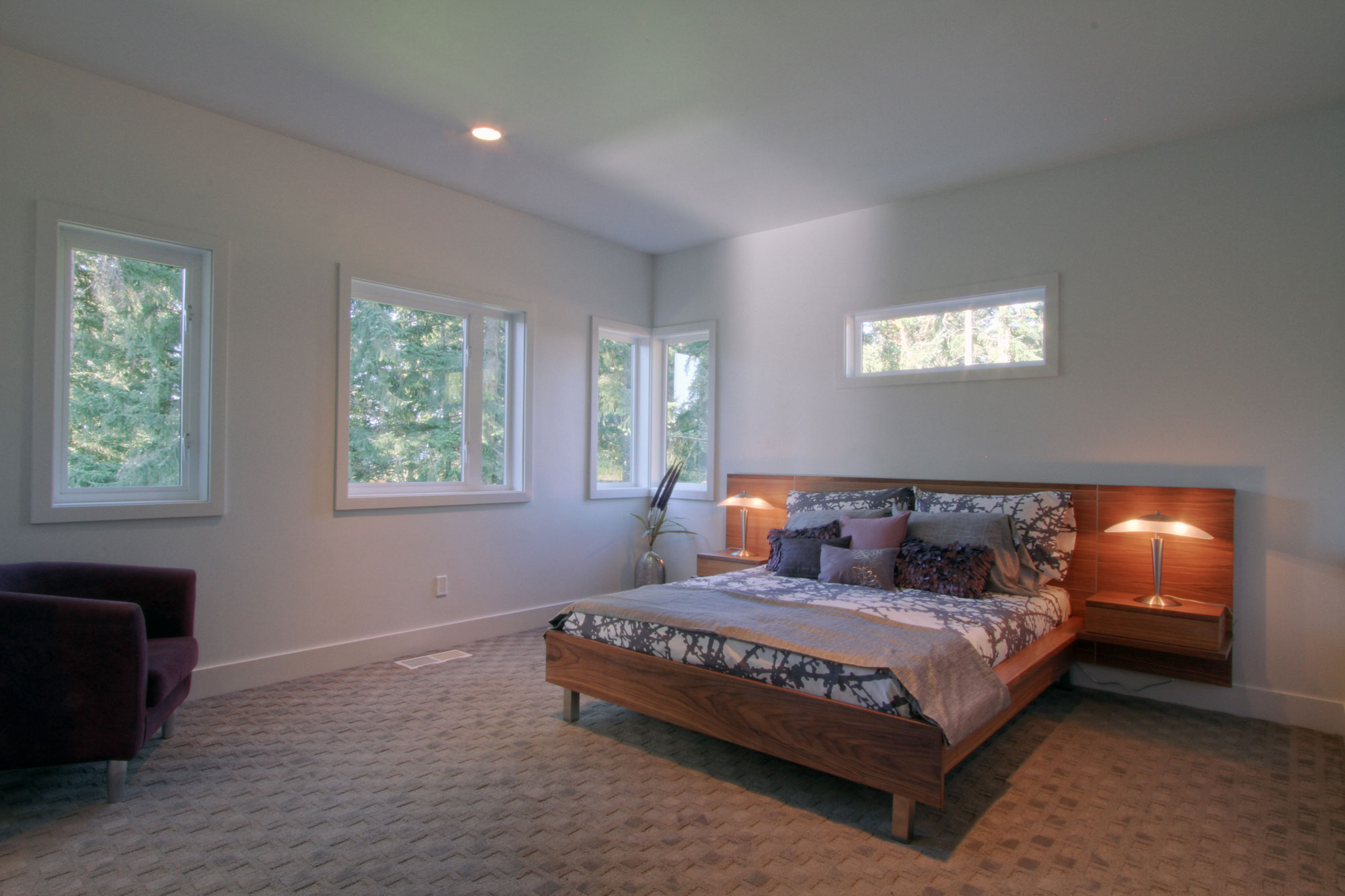 A Spacious and Mid-Century Modern House with Luxurious Interior in Eugene by Jordan Iverson Signature Homes (37)