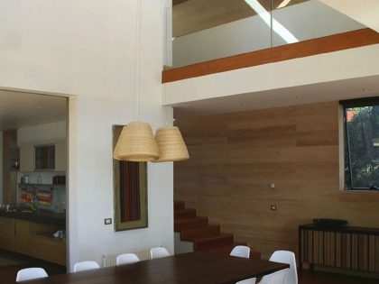 A Spacious and Warm Modern Home Embraced by a Forest of Pines in Zapallar by Raimundo Anguita (6)