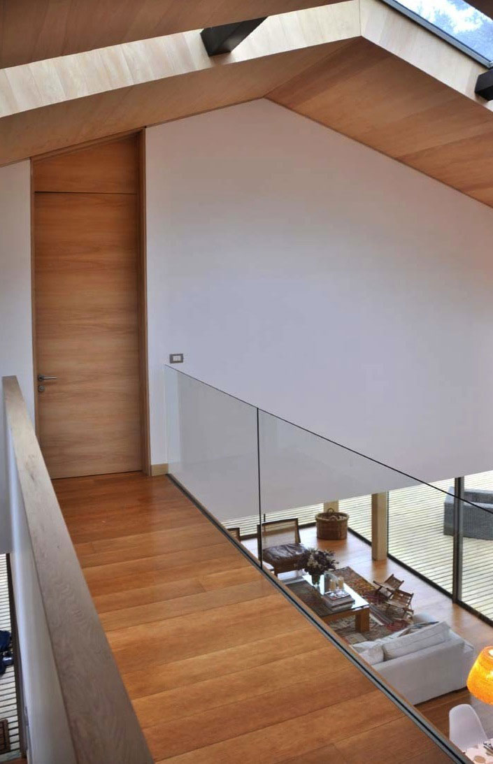 A Spacious and Warm Modern Home Embraced by a Forest of Pines in Zapallar by Raimundo Anguita (8)