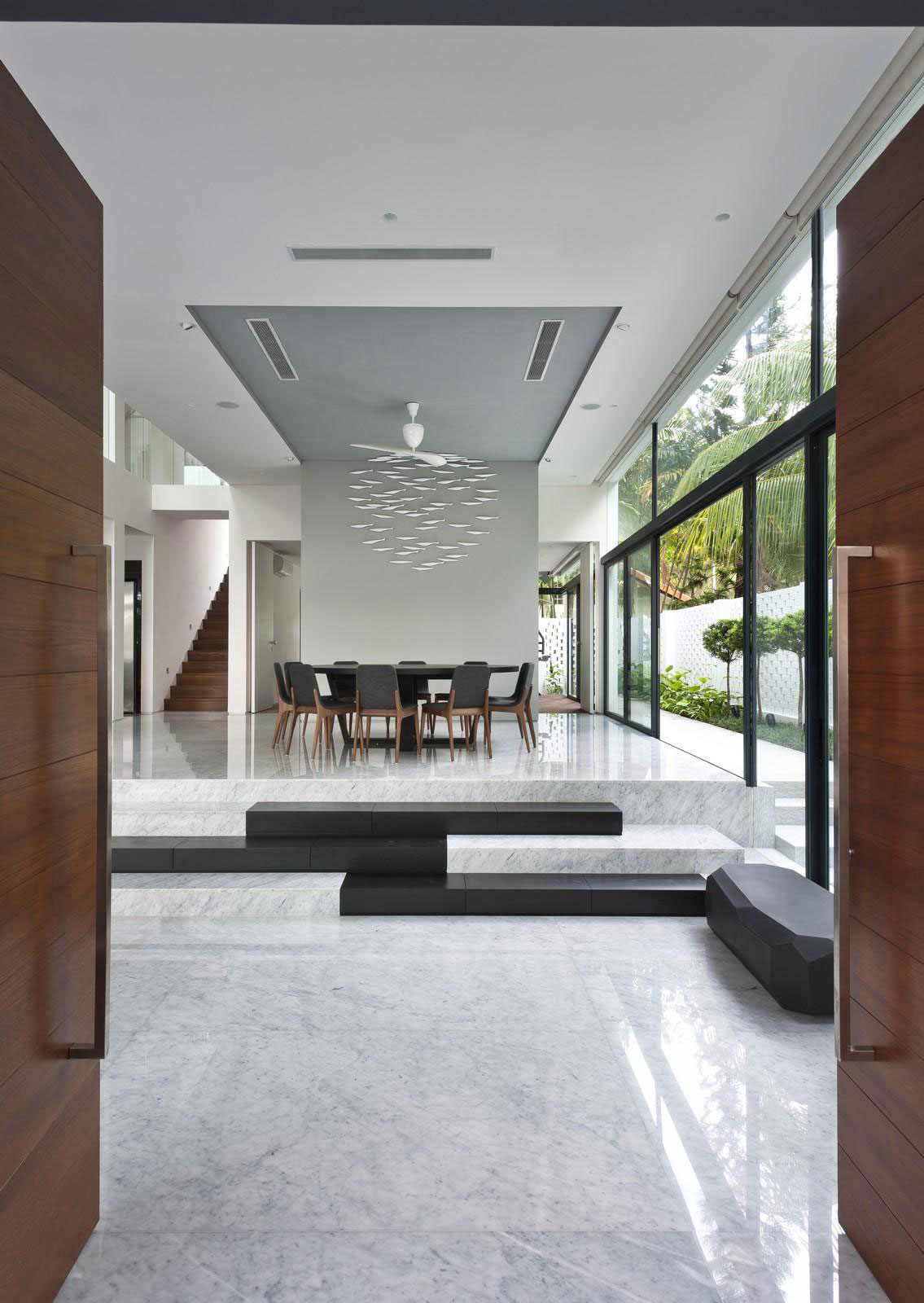 A Spacious and Warm Semi-Detached House with Angular Pitched Canopy in Singapore by A D Lab (10)