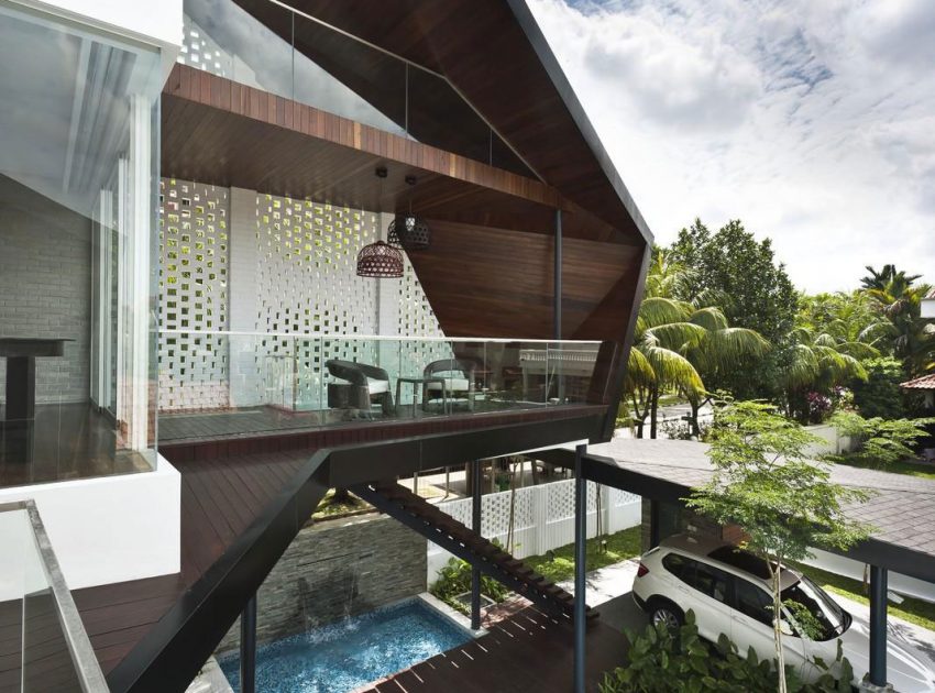 A Spacious and Warm Semi-Detached House with Angular Pitched Canopy in Singapore by A D Lab (6)