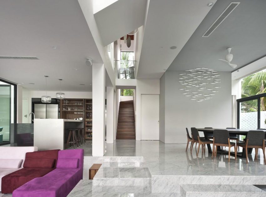 A Spacious and Warm Semi-Detached House with Angular Pitched Canopy in Singapore by A D Lab (9)