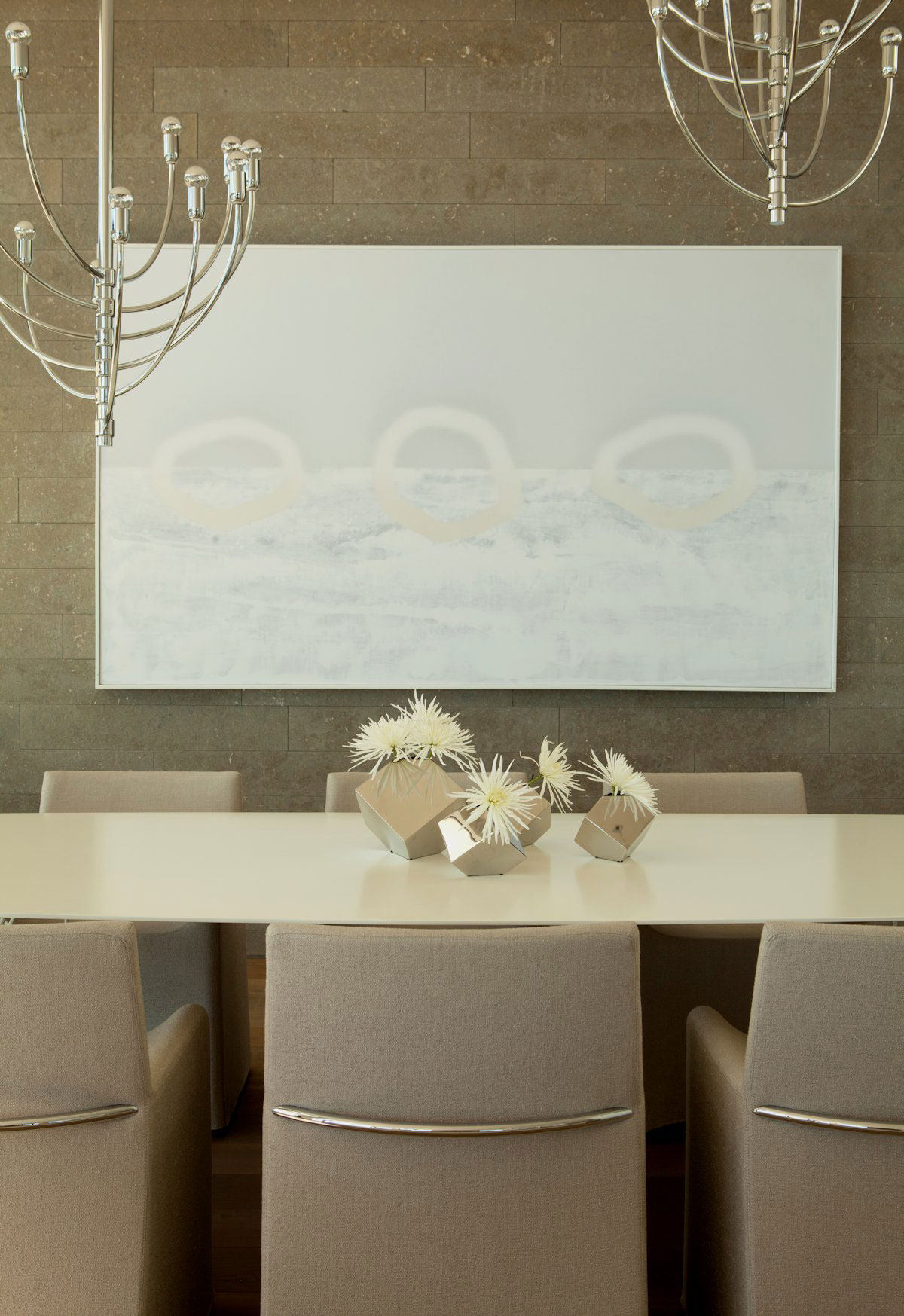 A Spectacular Family Beach Home Overlooking the Pacific Ocean in Laguna Beach by Horst Architects & Aria Design (11)