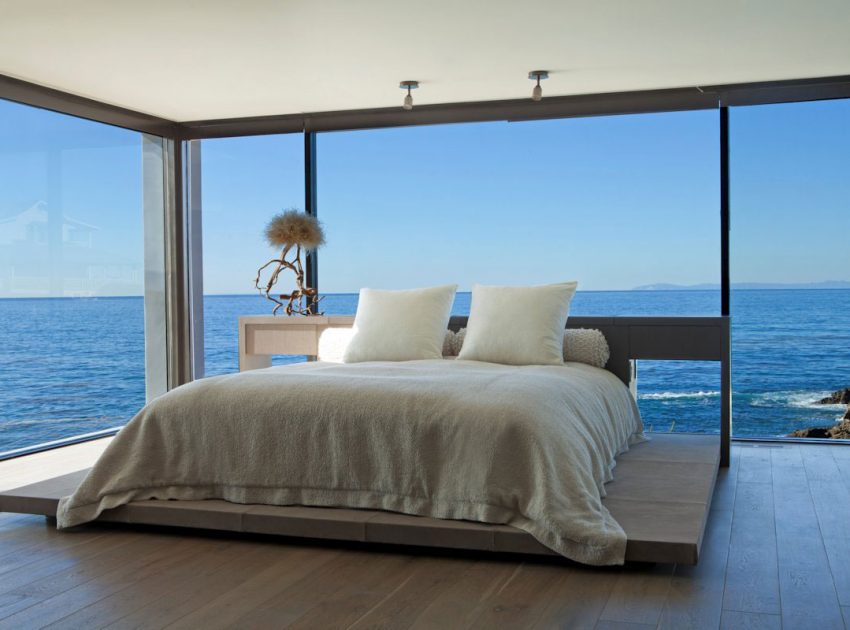 A Spectacular Family Beach Home Overlooking the Pacific Ocean in Laguna Beach by Horst Architects & Aria Design (12)