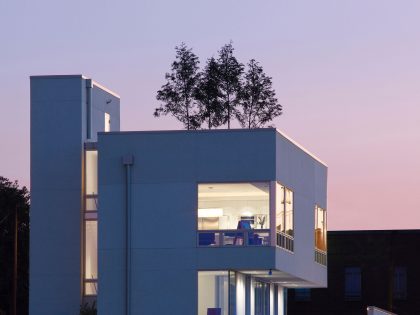 A Spectacular Ultra Modern Home with Breathtaking Views in Cleveland, Ohio by Robert Maschke Architects (14)