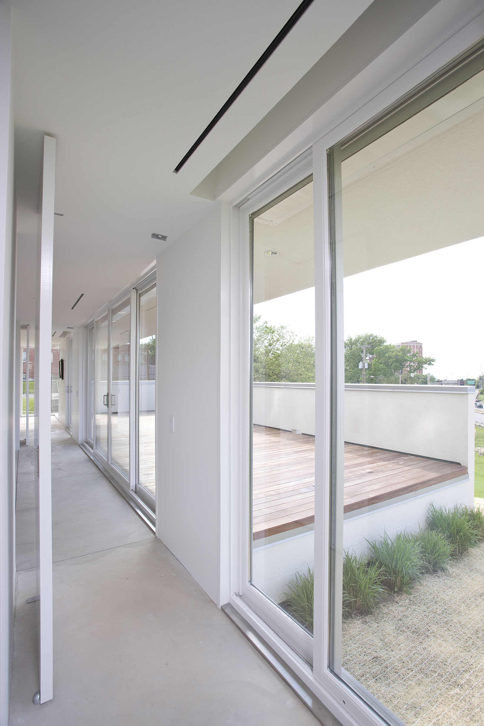 A Spectacular Ultra Modern Home with Breathtaking Views in Cleveland, Ohio by Robert Maschke Architects (8)