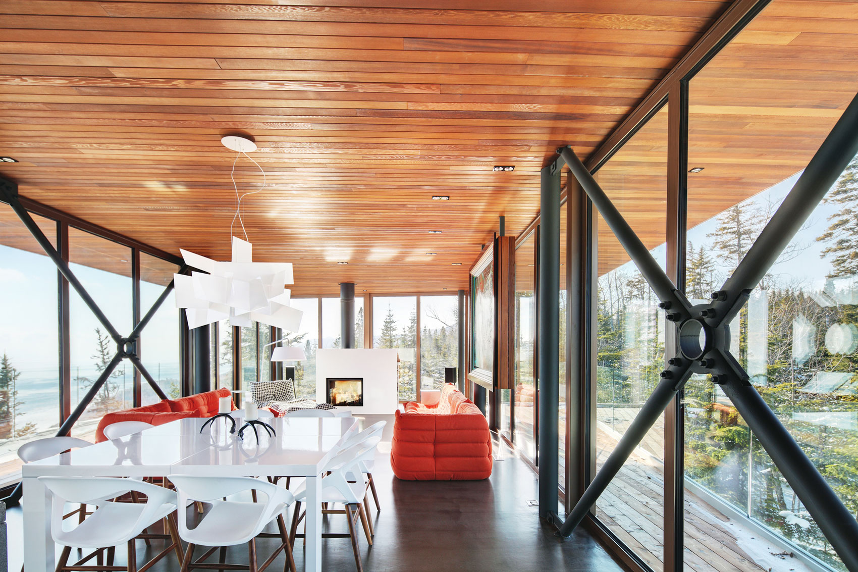A Spectacular and Elegant Contemporary House Overlooking the St. Lawrence River of Quebec by Bourgeois Lechasseur Architectes (9)