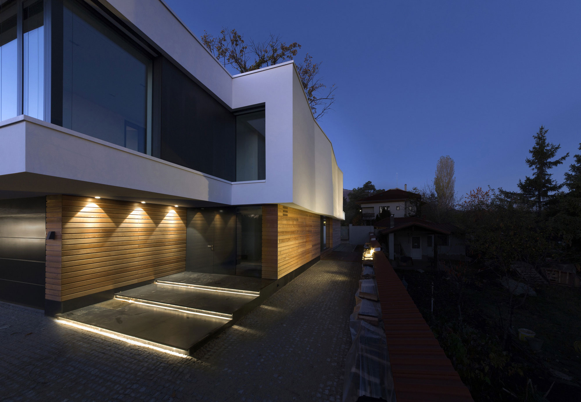 A Spectacular and Spacious Modern House with Clear Glass Walls in Sofia by OBIA (9)