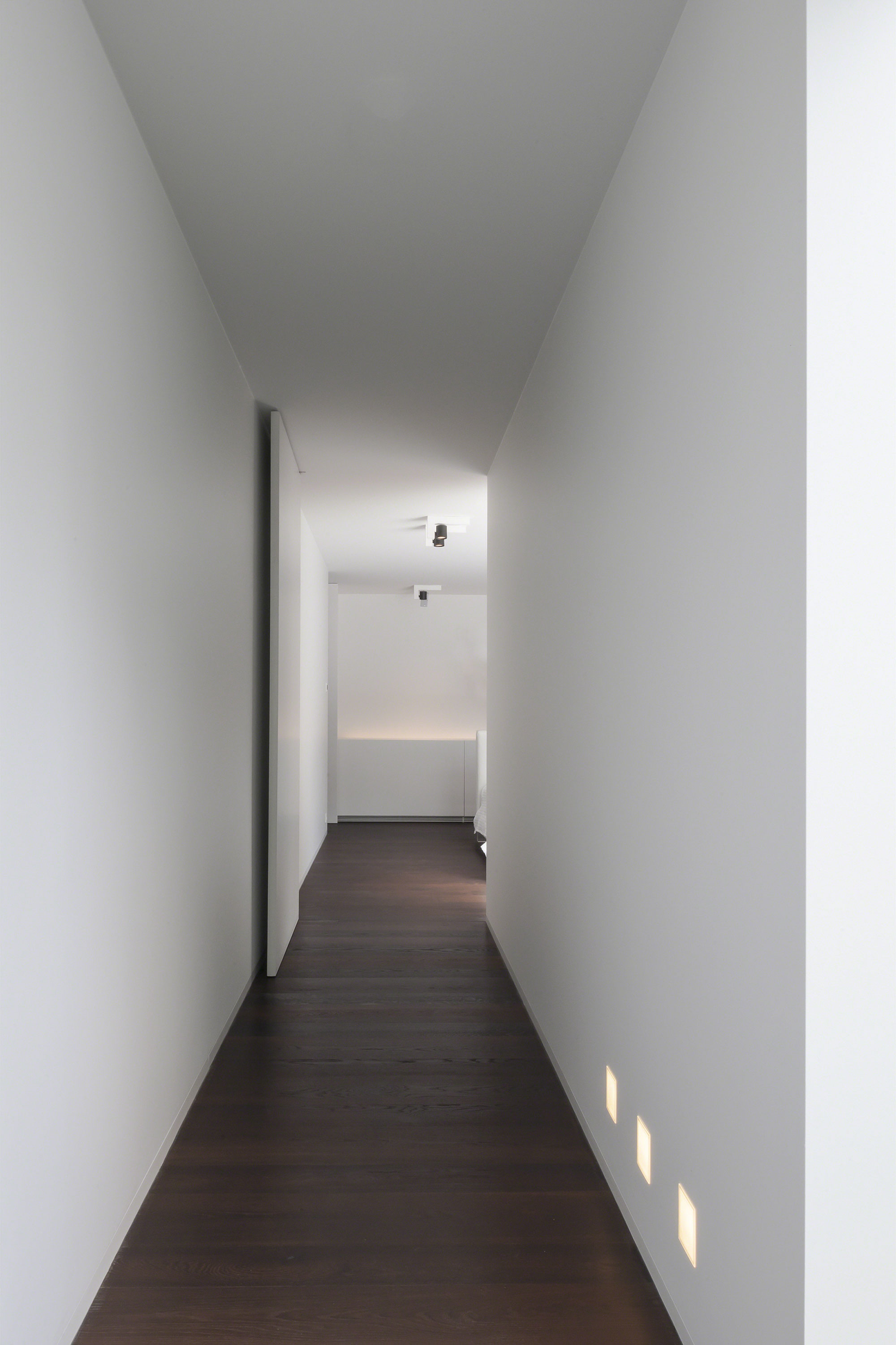A Splendid Modern House with Minimalist Interior Accents in Flanders, Belgium by CUBYC architects bvba (16)