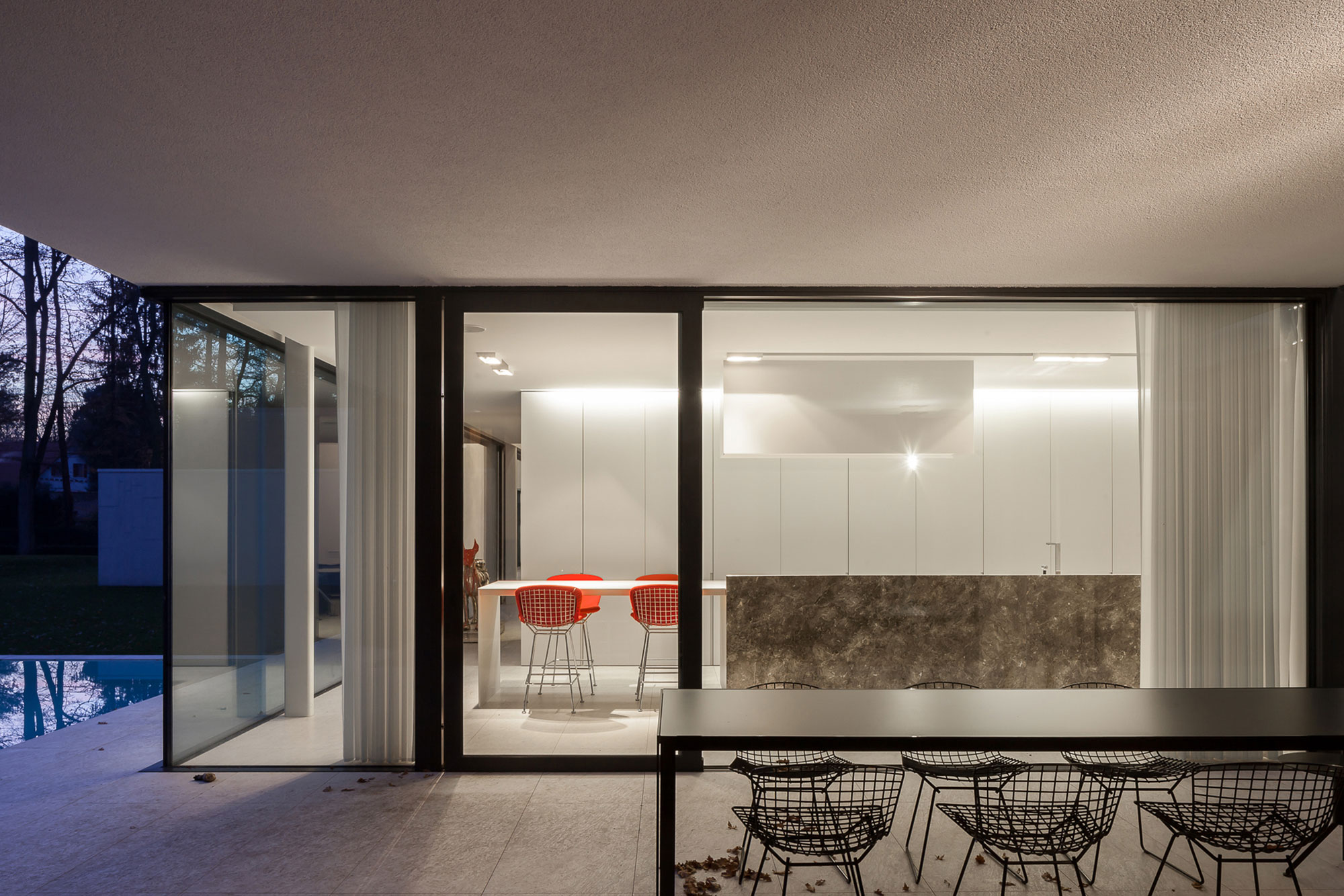 A Splendid Modern House with Minimalist Interior Accents in Flanders, Belgium by CUBYC architects bvba (22)
