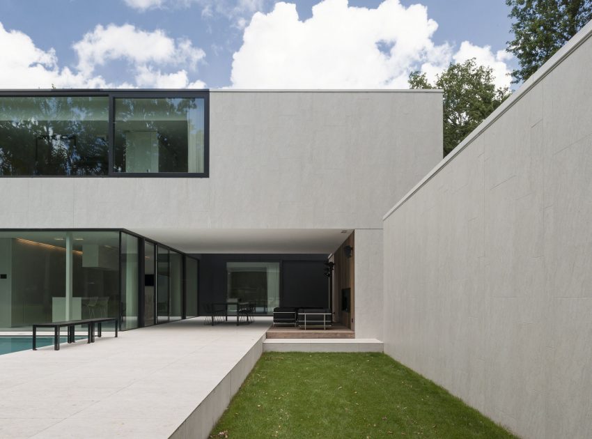 A Splendid Modern House with Minimalist Interior Accents in Flanders, Belgium by CUBYC architects bvba (4)