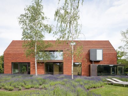 A Striking Minimalist Home Supported by Natural Light and Splendid Views in Balen, Belgium by Pascal François Architects (1)