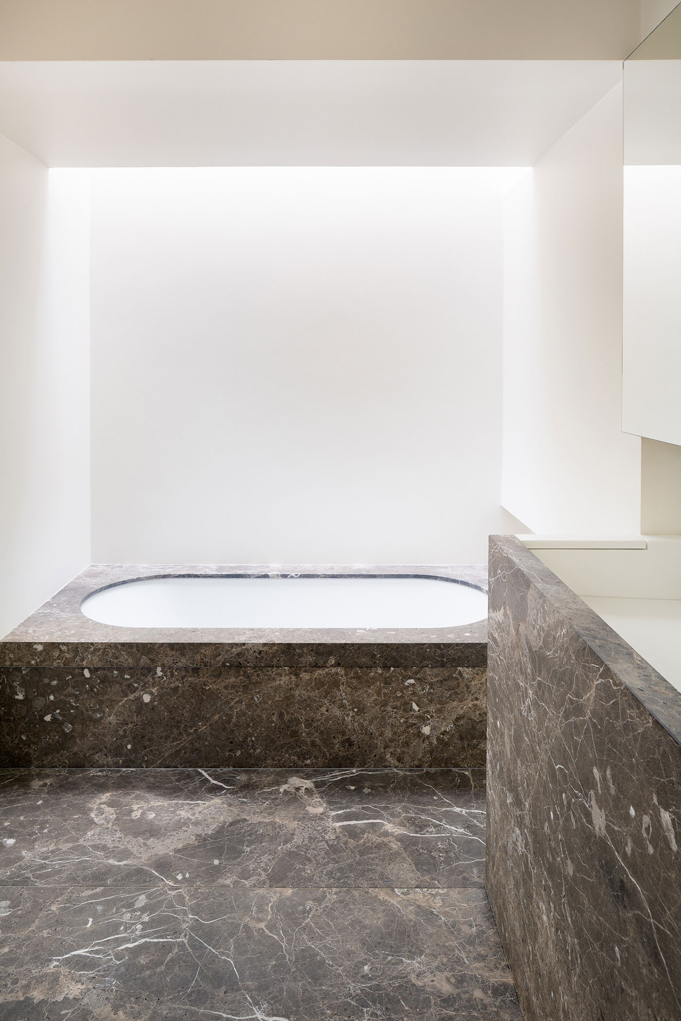 A Striking Minimalist Home Supported by Natural Light and Splendid Views in Balen, Belgium by Pascal François Architects (10)