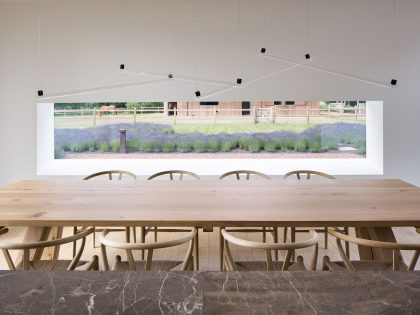 A Striking Minimalist Home Supported by Natural Light and Splendid Views in Balen, Belgium by Pascal François Architects (9)