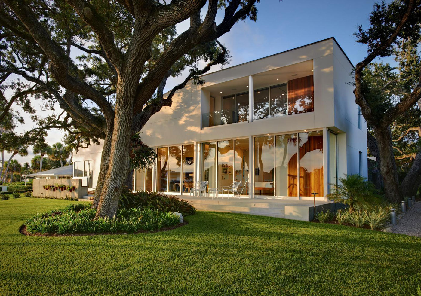 A Stunning Beach Home Surrounded by Beautiful Native Vegetation in Vero Beach, Florida by Sanders Pace Architecture (1)