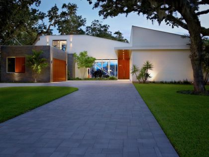 A Stunning Beach Home Surrounded by Beautiful Native Vegetation in Vero Beach, Florida by Sanders Pace Architecture (9)