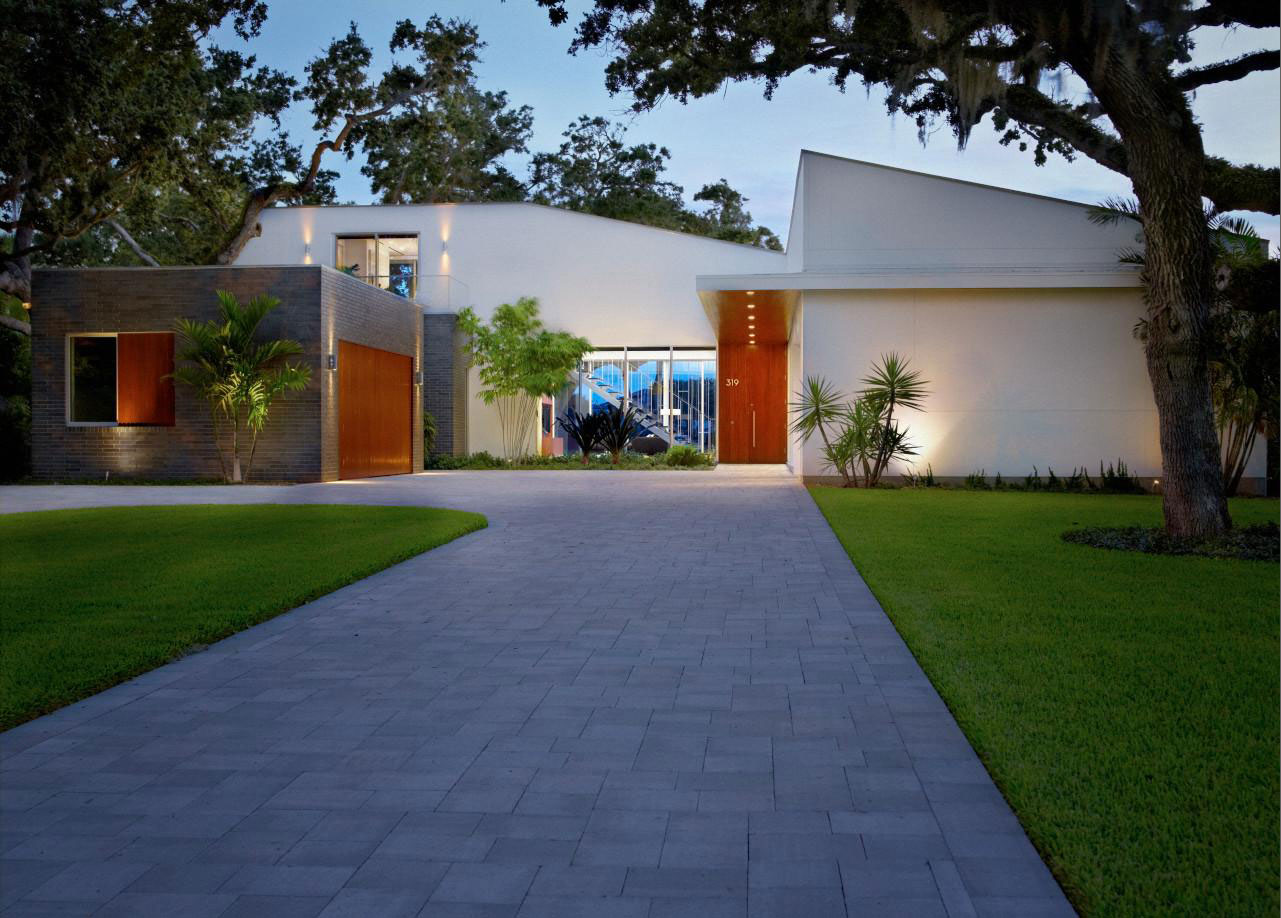 A Stunning Beach Home Surrounded by Beautiful Native Vegetation in Vero Beach, Florida by Sanders Pace Architecture (9)