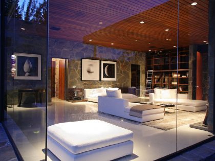 A Stunning Beautiful Modern Home on Top of the Mountains in Beverly Hills by Maxime Jacquet (17)