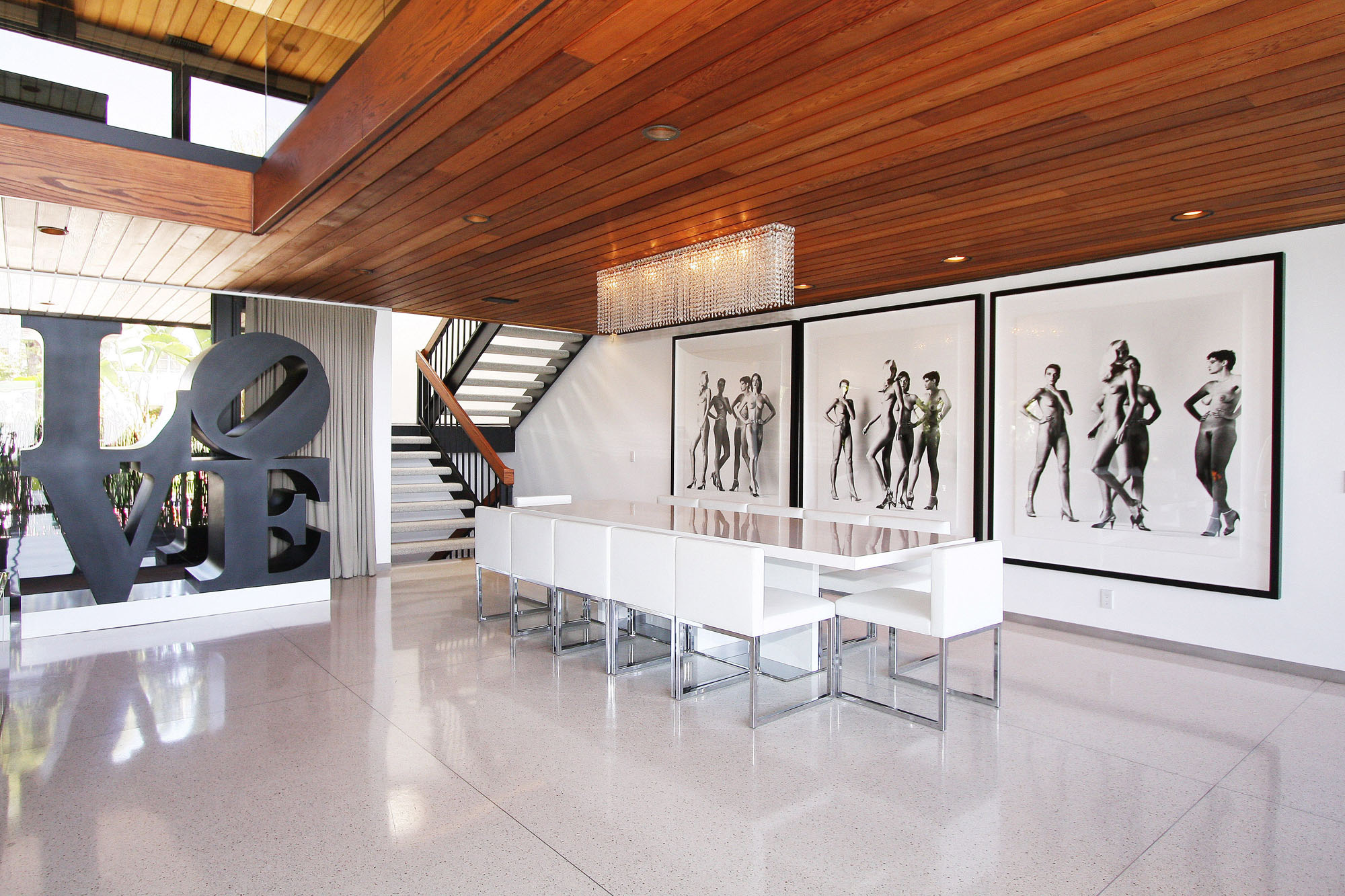A Stunning Beautiful Modern Home on Top of the Mountains in Beverly Hills by Maxime Jacquet (5)