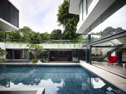 A Stunning Contemporary Bungalow Built on a Sloping Landscape in Singapore by A D Lab (10)