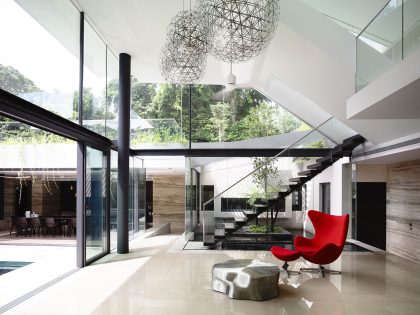 A Stunning Contemporary Bungalow Built on a Sloping Landscape in Singapore by A D Lab (11)