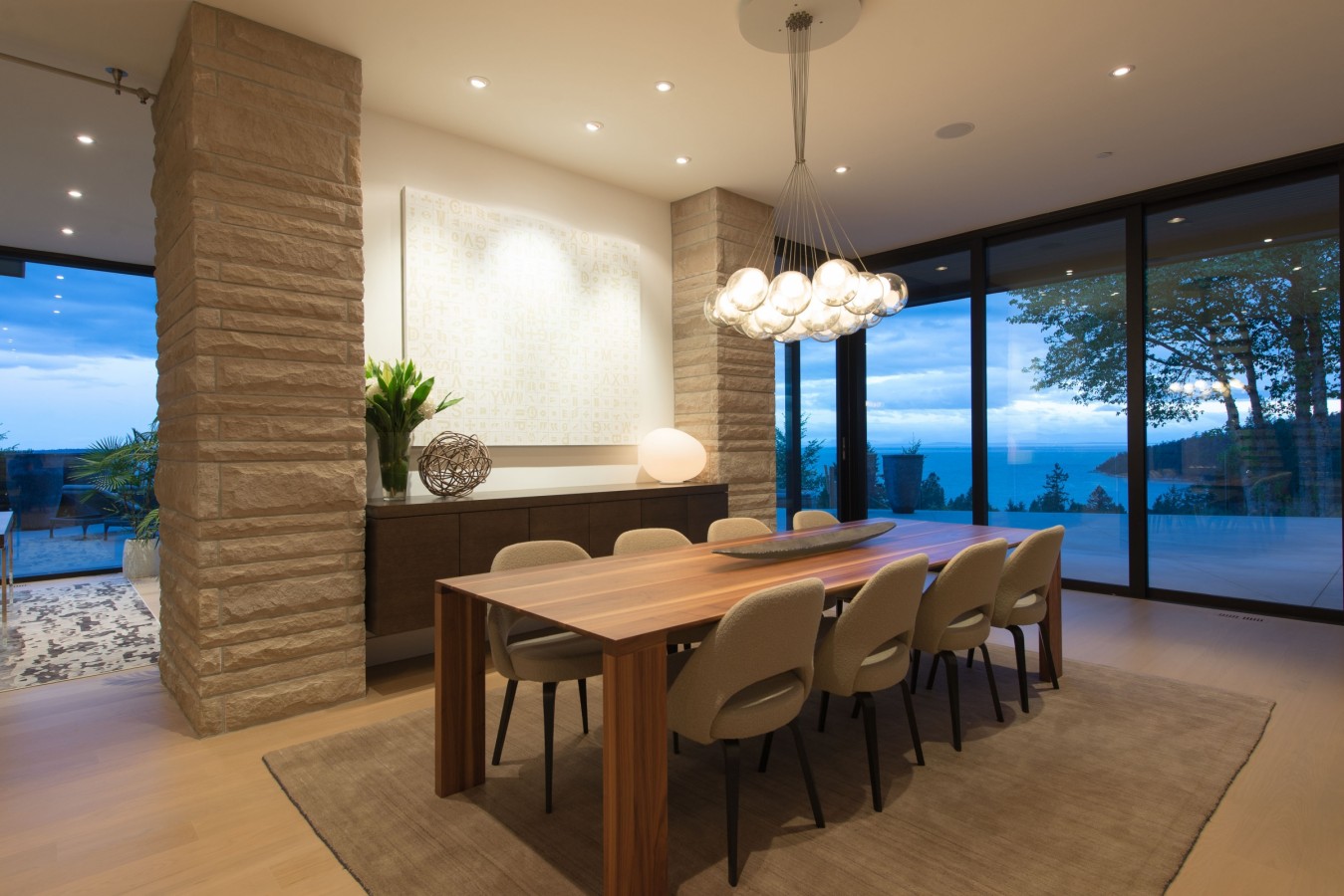A Stunning Contemporary Home Overlooks the Picturesque Seaside Landscape in West Vancouver by Craig Chevalier and Raven Inside Interior Design (31)