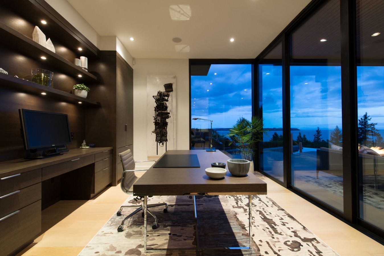 A Stunning Contemporary Home Overlooks the Picturesque Seaside Landscape in West Vancouver by Craig Chevalier and Raven Inside Interior Design (37)