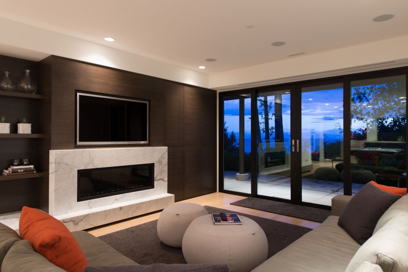 A Stunning Contemporary Home Overlooks the Picturesque Seaside Landscape in West Vancouver by Craig Chevalier and Raven Inside Interior Design (48)