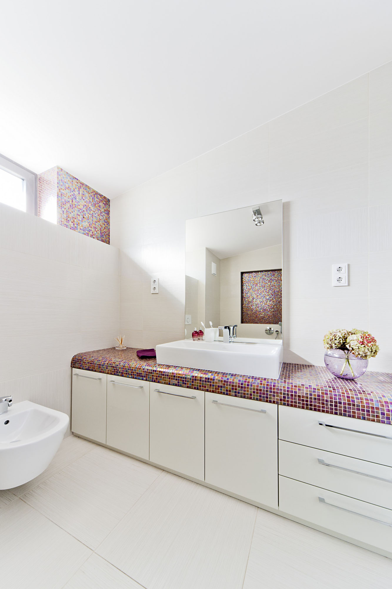 A Stunning Contemporary Home with Asymmetrical Facade and Unique Look in Budapest, Hungary by Sandor Duzs and Architema (33)