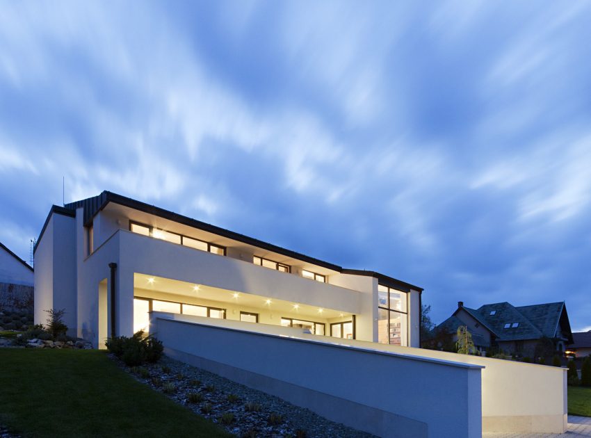 A Stunning Contemporary Home with Asymmetrical Facade and Unique Look in Budapest, Hungary by Sandor Duzs and Architema (47)