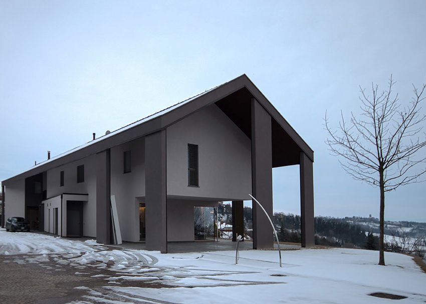 A Stunning Contemporary Home with Natural Wood Frames in Area Novara, Italy by Diego Bortolato (10)