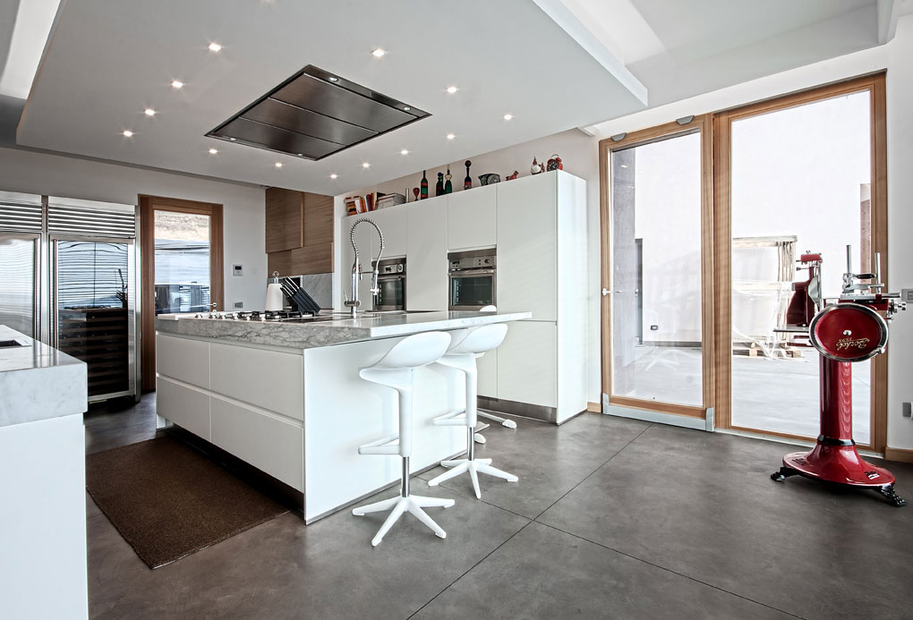 A Stunning Contemporary Home with Natural Wood Frames in Area Novara, Italy by Diego Bortolato (19)