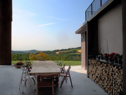 A Stunning Contemporary Home with Natural Wood Frames in Area Novara, Italy by Diego Bortolato (6)