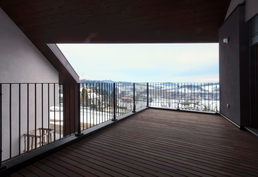 A Stunning Contemporary Home with Natural Wood Frames in Area Novara, Italy by Diego Bortolato (9)