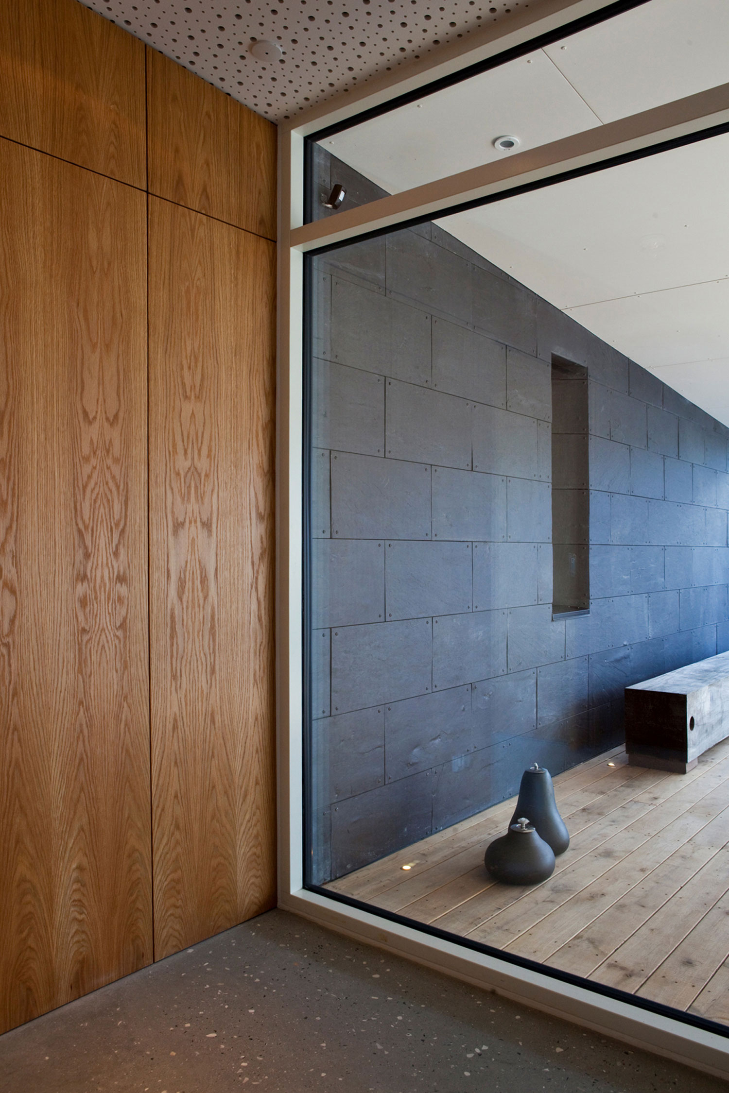 A Stunning Contemporary Home with Spacious and Dynamic Interiors in Aarhus by Friis & Moltke (3)