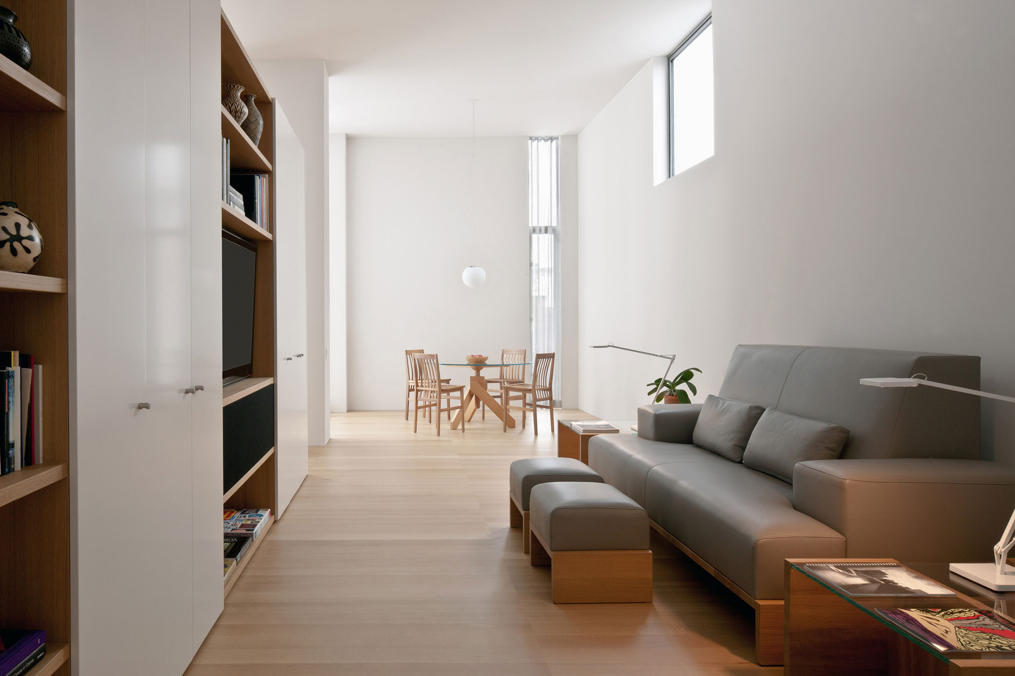 A Stunning Contemporary Townhouse with Exquisite and Elegant Interiors in Cleveland, Ohio by Bucchieri Architects (10)