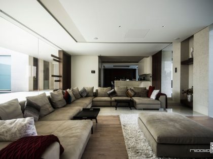 A Stunning Contemporary Villa with Amazing Panoramic Views in Dubai by NAGA Architects (11)