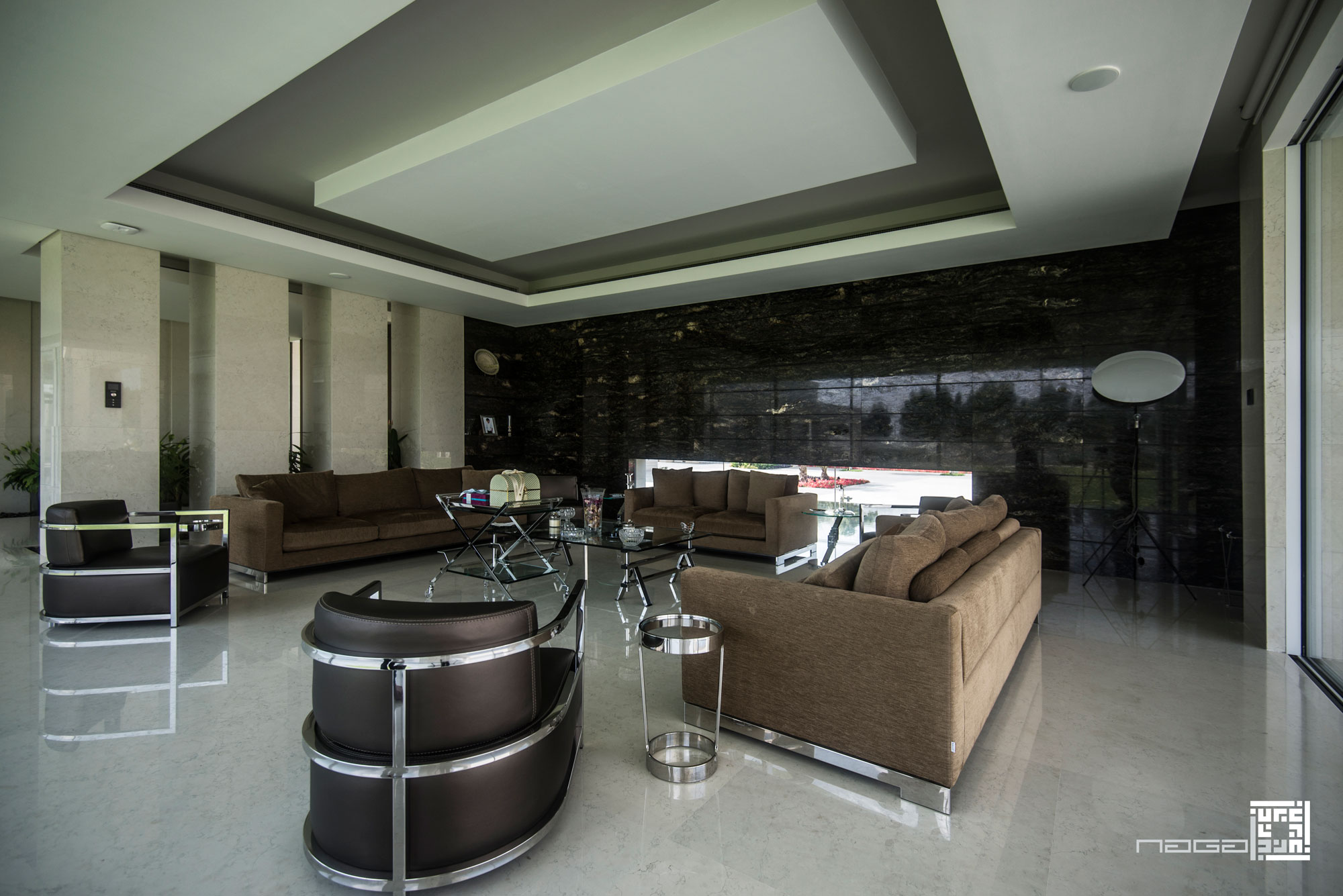 A Stunning Contemporary Villa with Amazing Panoramic Views in Dubai by NAGA Architects (12)