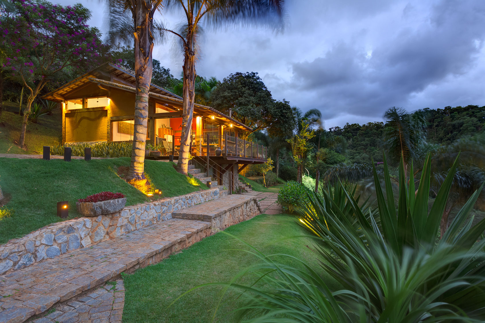 A Stunning Country Contemporary Home with Elegant Interior Atmosphere in São Sebastião by Ana Cristina Faria & Maria Flávia Melo (16)