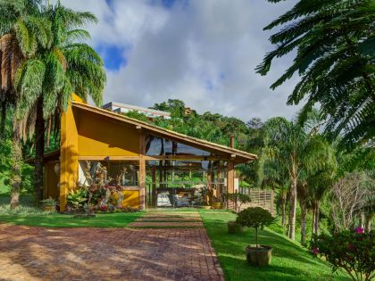 A Stunning Country Contemporary Home with Elegant Interior Atmosphere in São Sebastião by Ana Cristina Faria & Maria Flávia Melo (3)