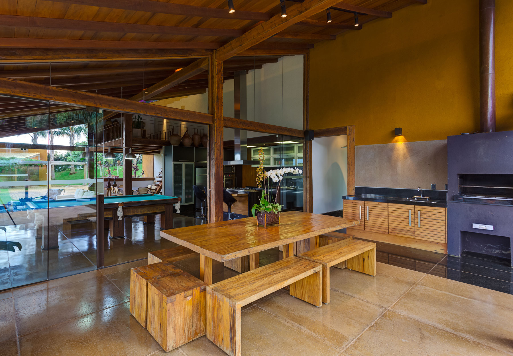 A Stunning Country Contemporary Home with Elegant Interior Atmosphere in São Sebastião by Ana Cristina Faria & Maria Flávia Melo (6)