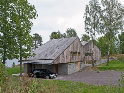 A Stunning Double-Gabled House Surrounded by Lush Natural Landscape in Holmestrand, Norway by Schjelderup Trondahl Architects AS (3)