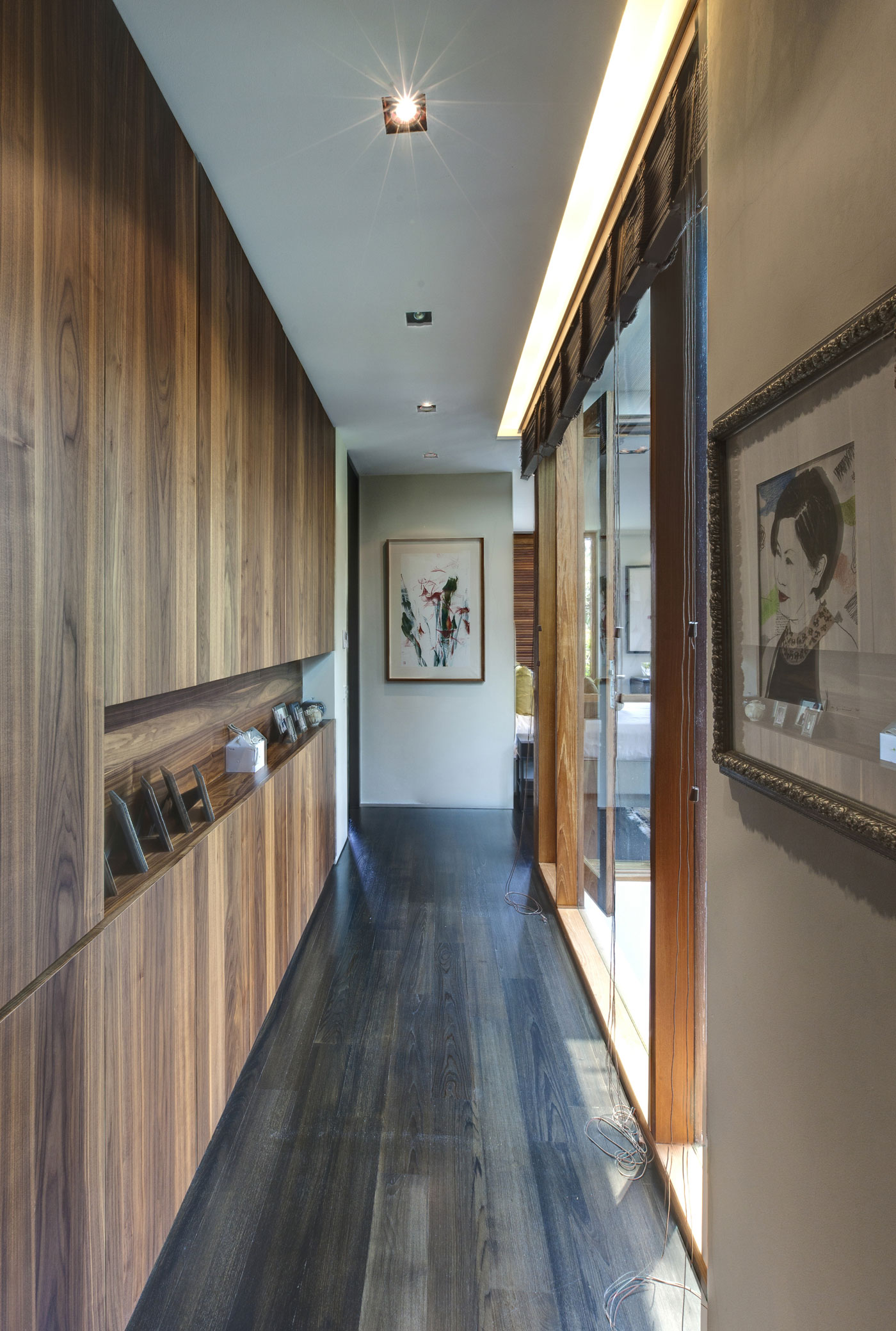 A Stunning House Surrounded by Lush Greenery and Courtyard Gardens in Singapore by Aamer Architects (27)