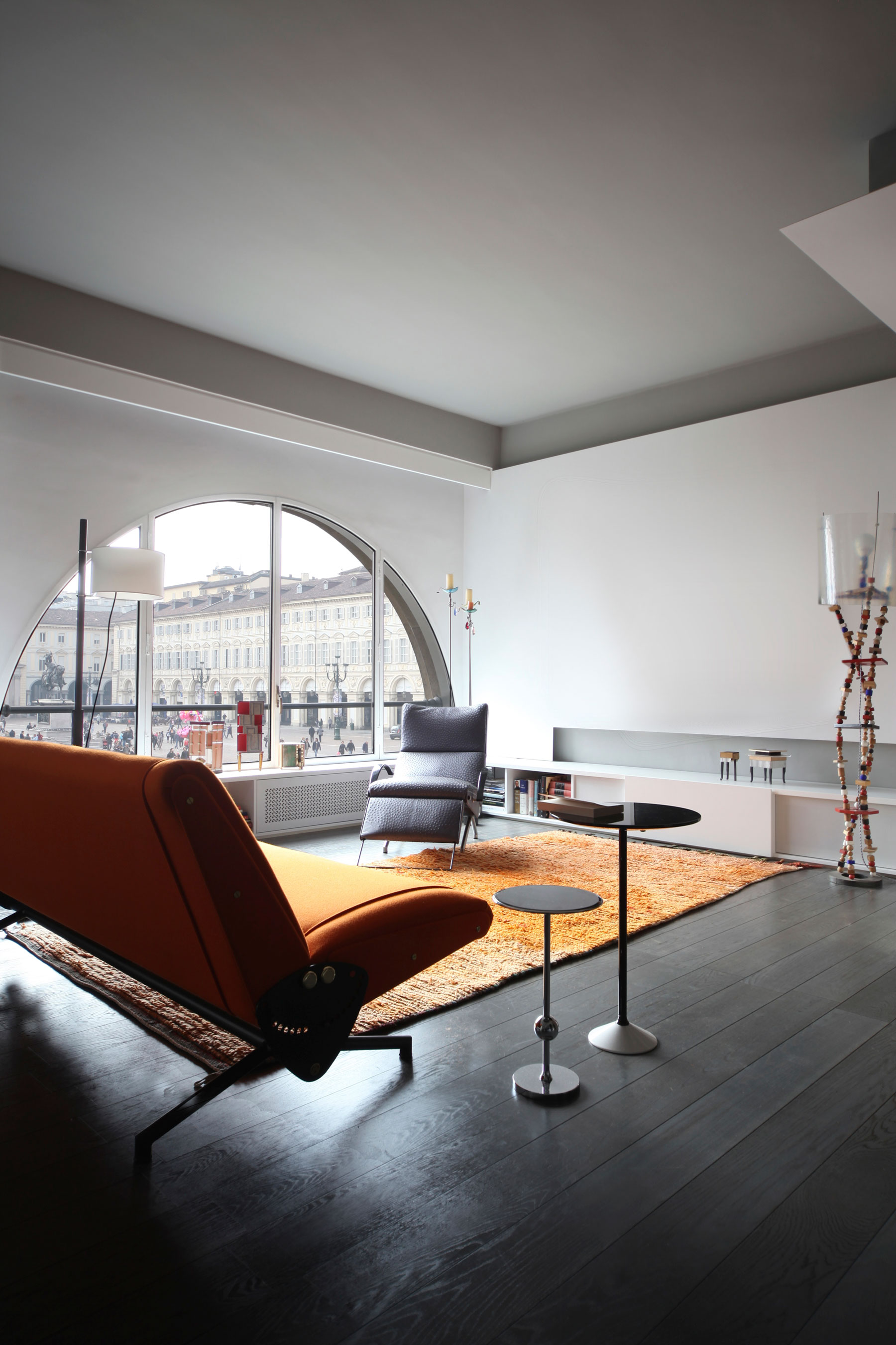 A Stunning Mezzanine Apartment with Unconventional and Spectacular Views in Turin, Italy by UdA (1)