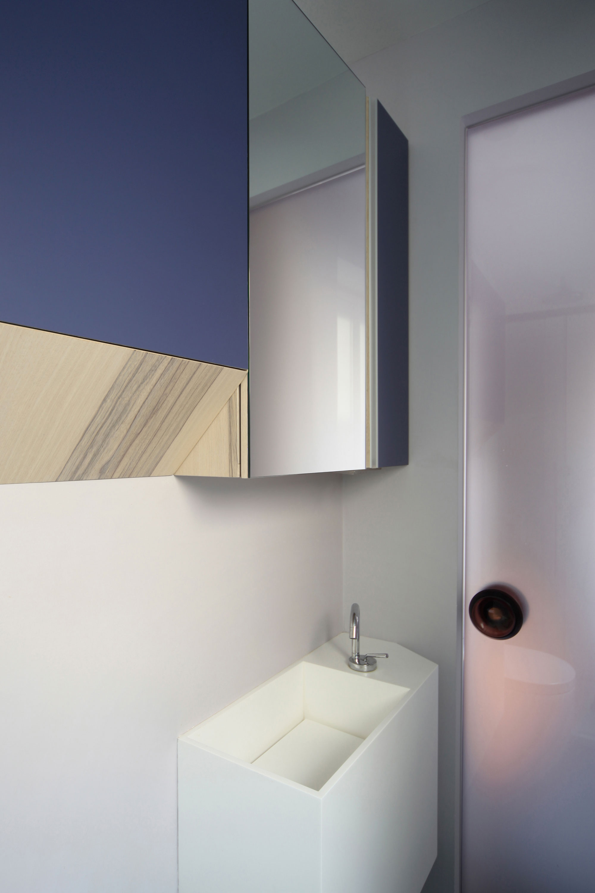 A Stunning Mezzanine Apartment with Unconventional and Spectacular Views in Turin, Italy by UdA (28)