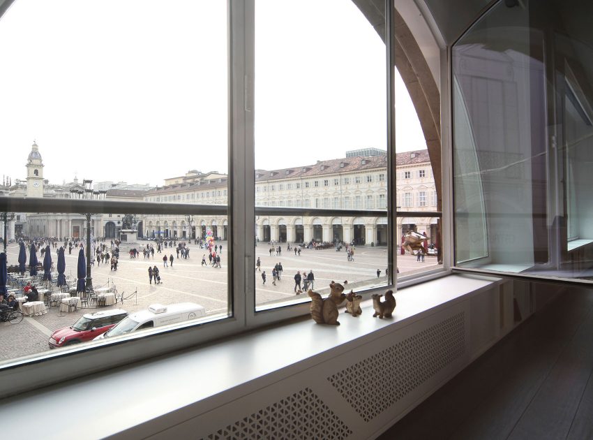 A Stunning Mezzanine Apartment with Unconventional and Spectacular Views in Turin, Italy by UdA (4)