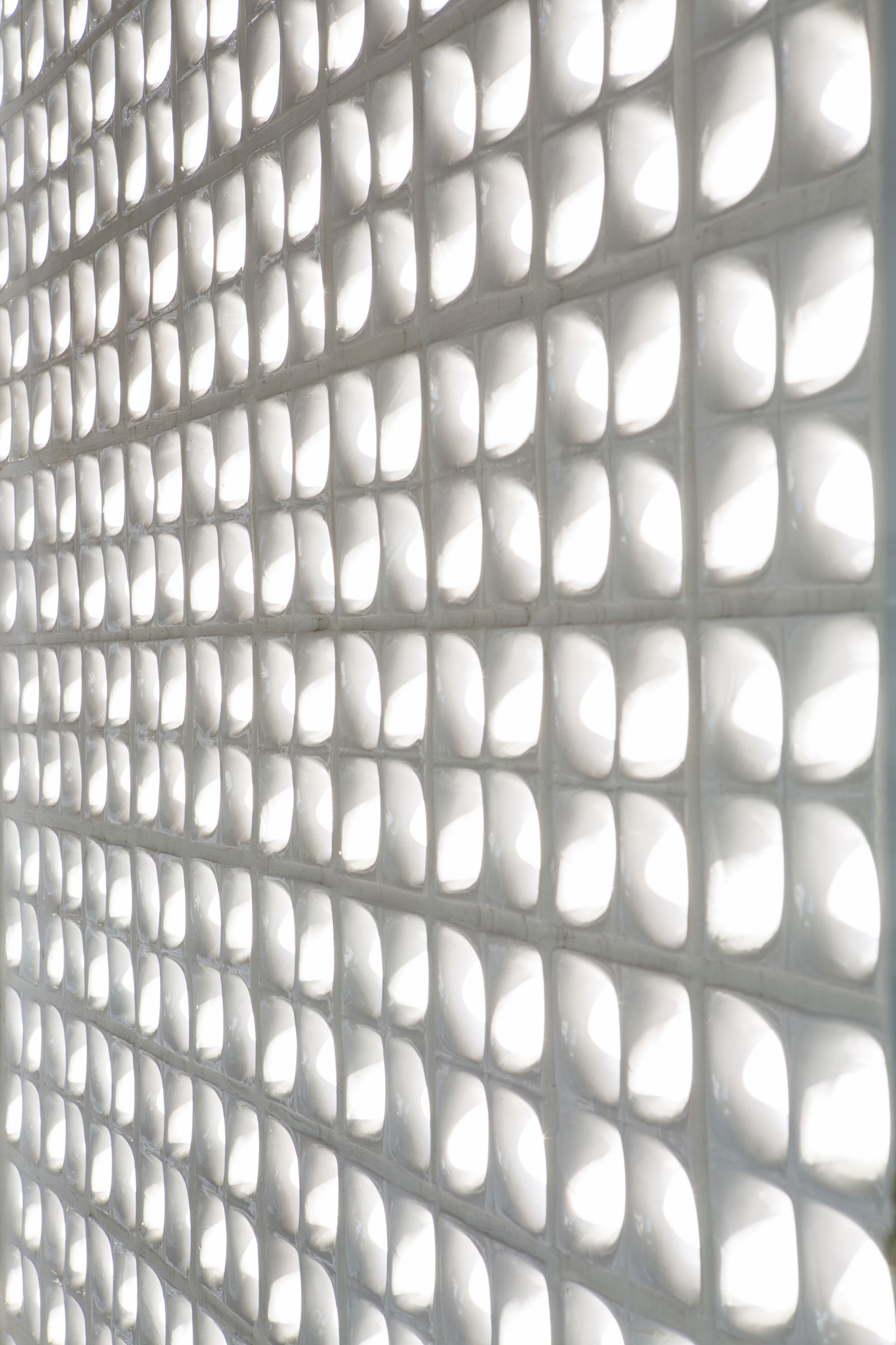 A Stunning Modern Home with Exposed Concrete and Industrial Style in São Paulo by Bonina Arquitetura (11)